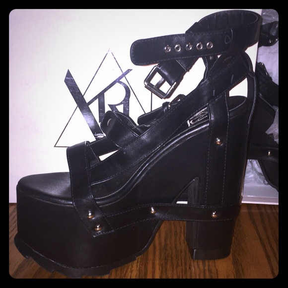 Dolls Kill Shoes - Dollskill platforms